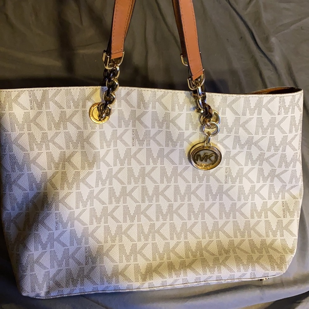 Michael Kors purse